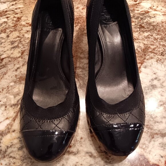 EUC 💥 BEAUTIFUL TORY BURCH BLACK LEATHER / PATENT LEATHER BLOCK HEELS ~ SIZE 9 - Picture 6 of 8